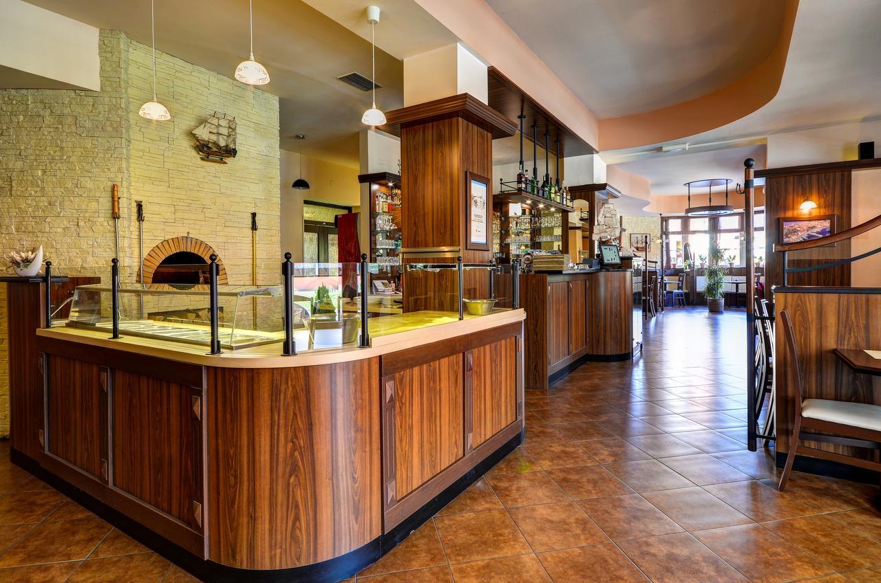 Hotel Pizzeria Istria Velké Losiny Екстериор снимка