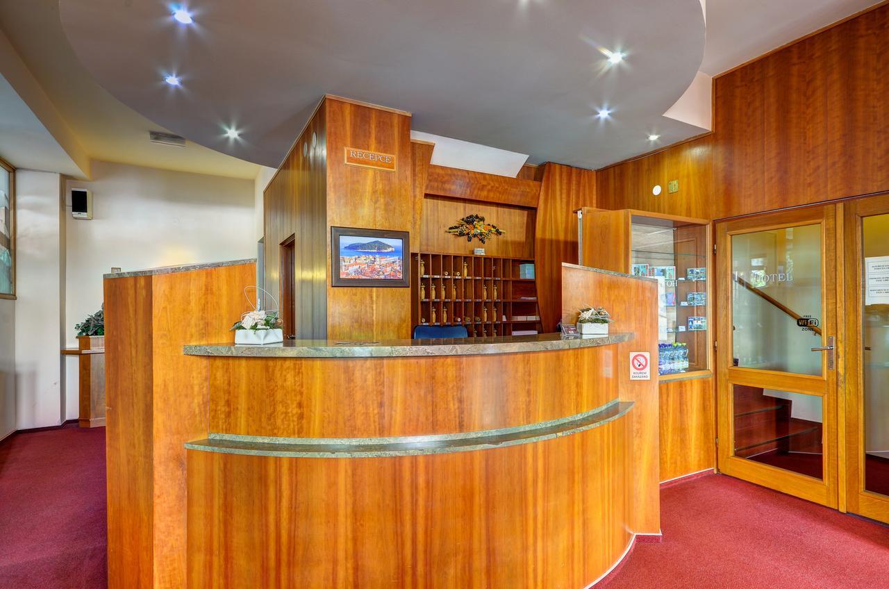 Hotel Pizzeria Istria Velké Losiny Екстериор снимка